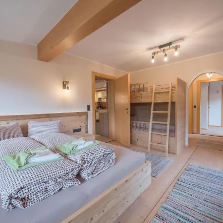 Holiday home Ferienwohnung-3-sonntagskoepfl Fuegenberg